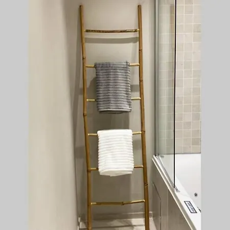 Apartment Modern Near In