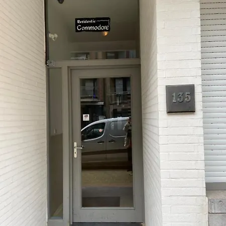 Modern Near In Apartment *